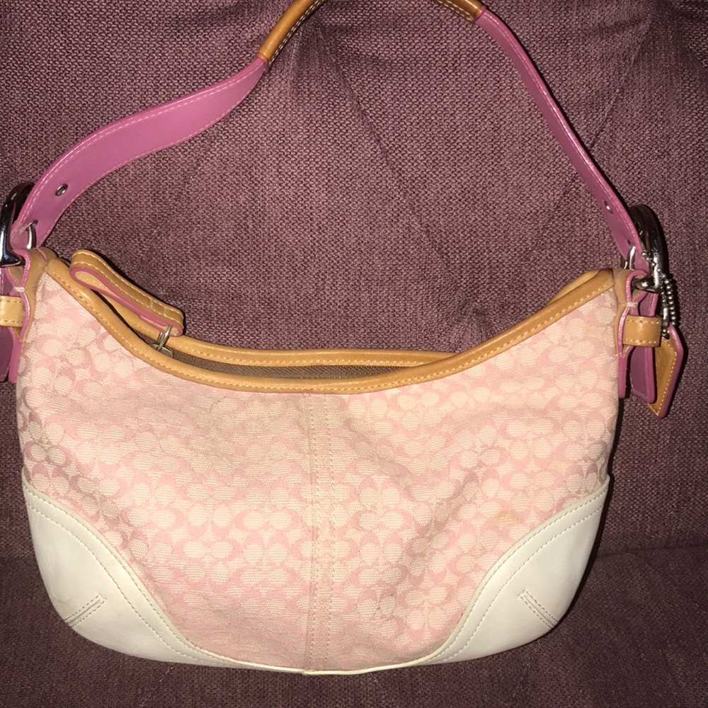 Hampton Coach bag - pink monogram hobo style